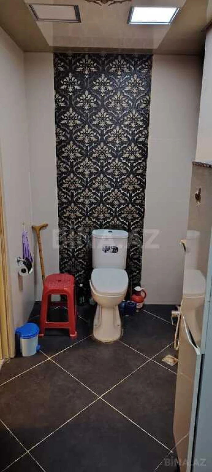 Satılır 4 otaqlı mənzil 180.5 m²