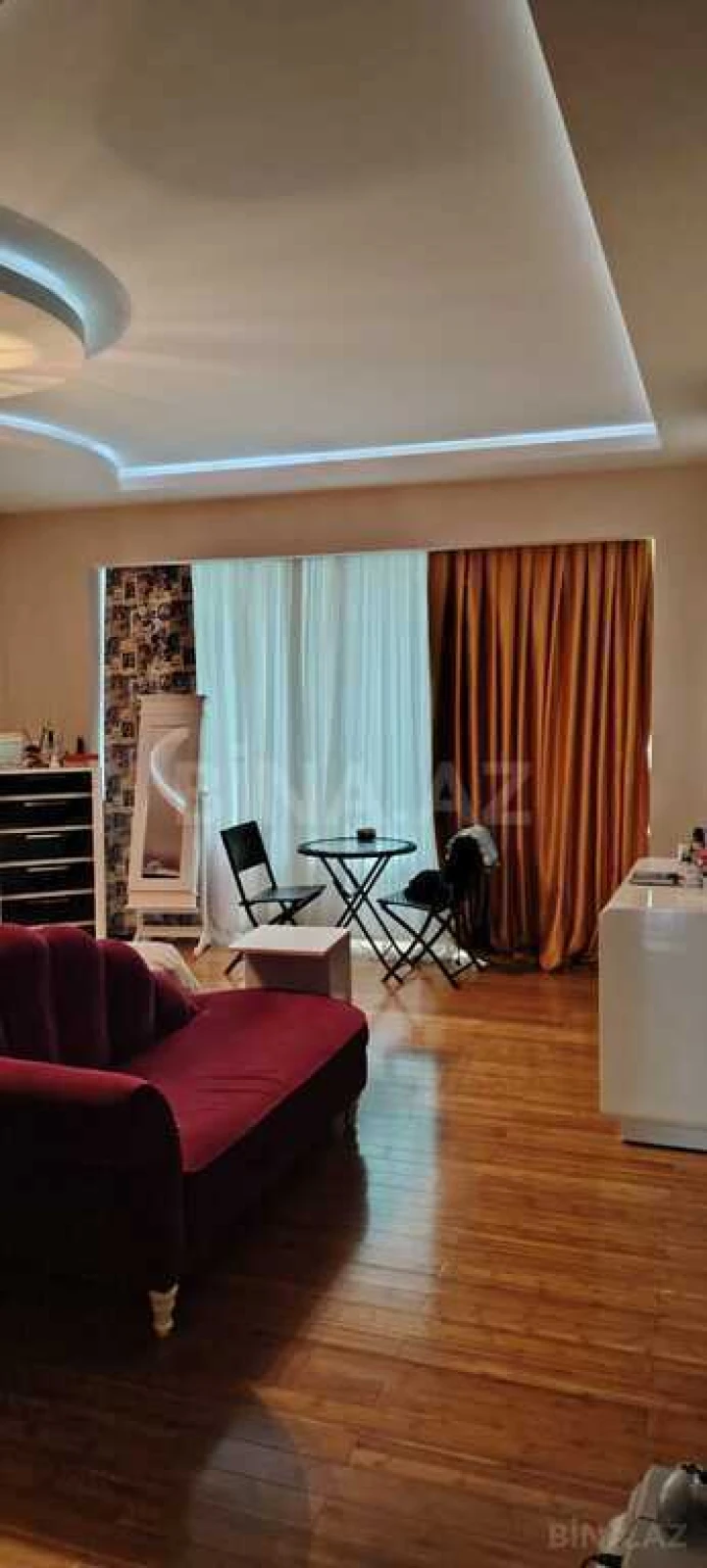 Satılır 4 otaqlı mənzil 180.5 m²