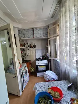 Satılır 3 otaqlı mənzil 50 m²