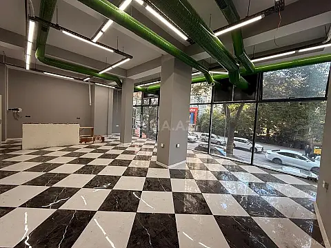 Kirayə verilir obyekt 89 m²