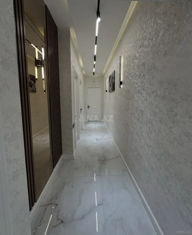 Satılır 3 otaqlı mənzil 114 m²