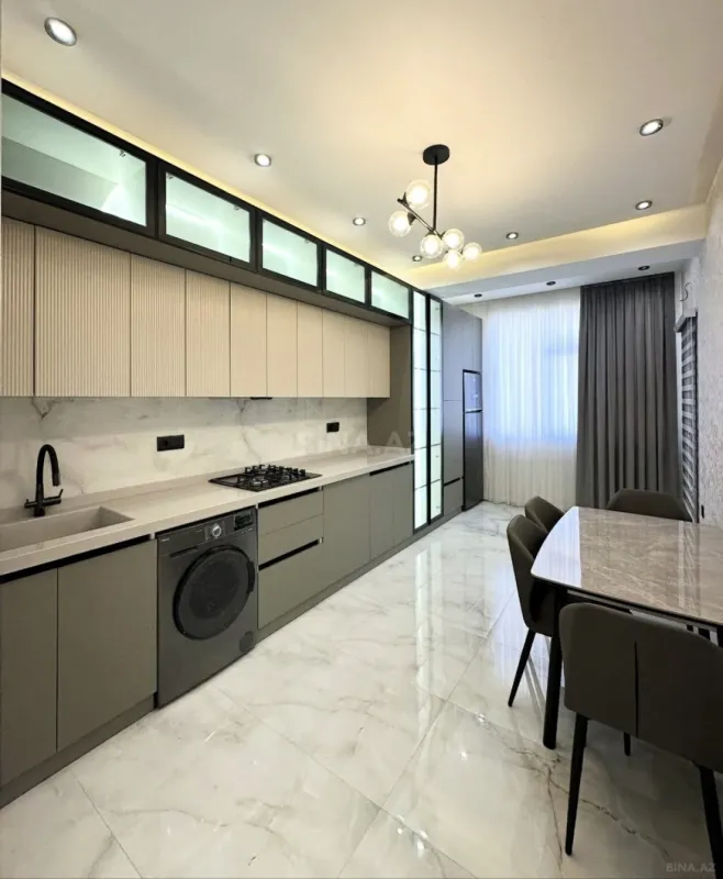 Satılır 3 otaqlı mənzil 114 m²
