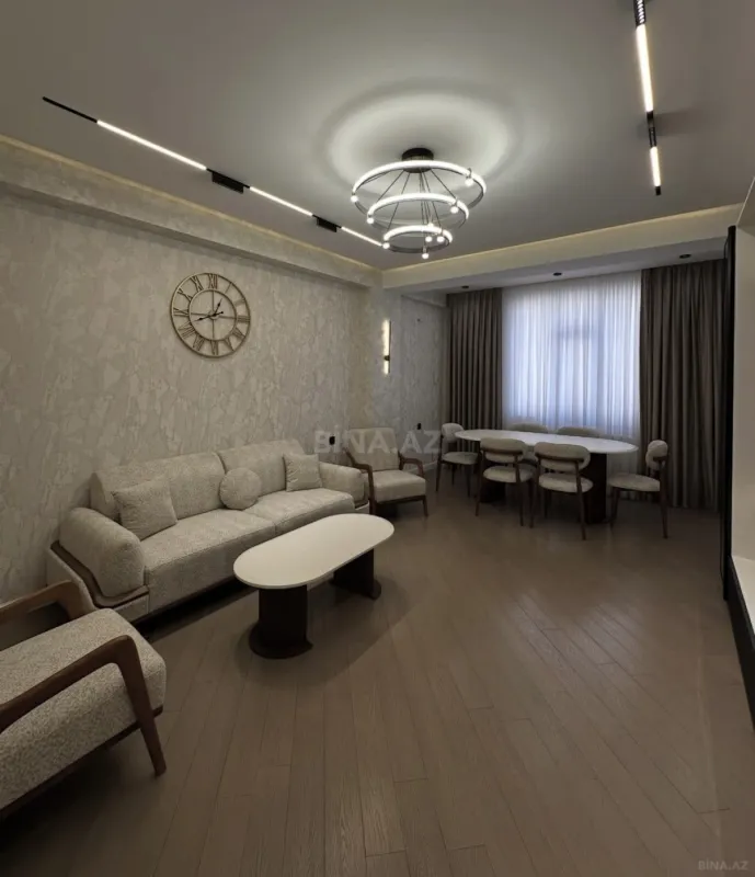 Satılır 3 otaqlı mənzil 114 m²