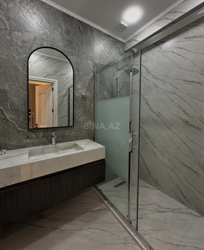 Satılır 3 otaqlı mənzil 114 m²