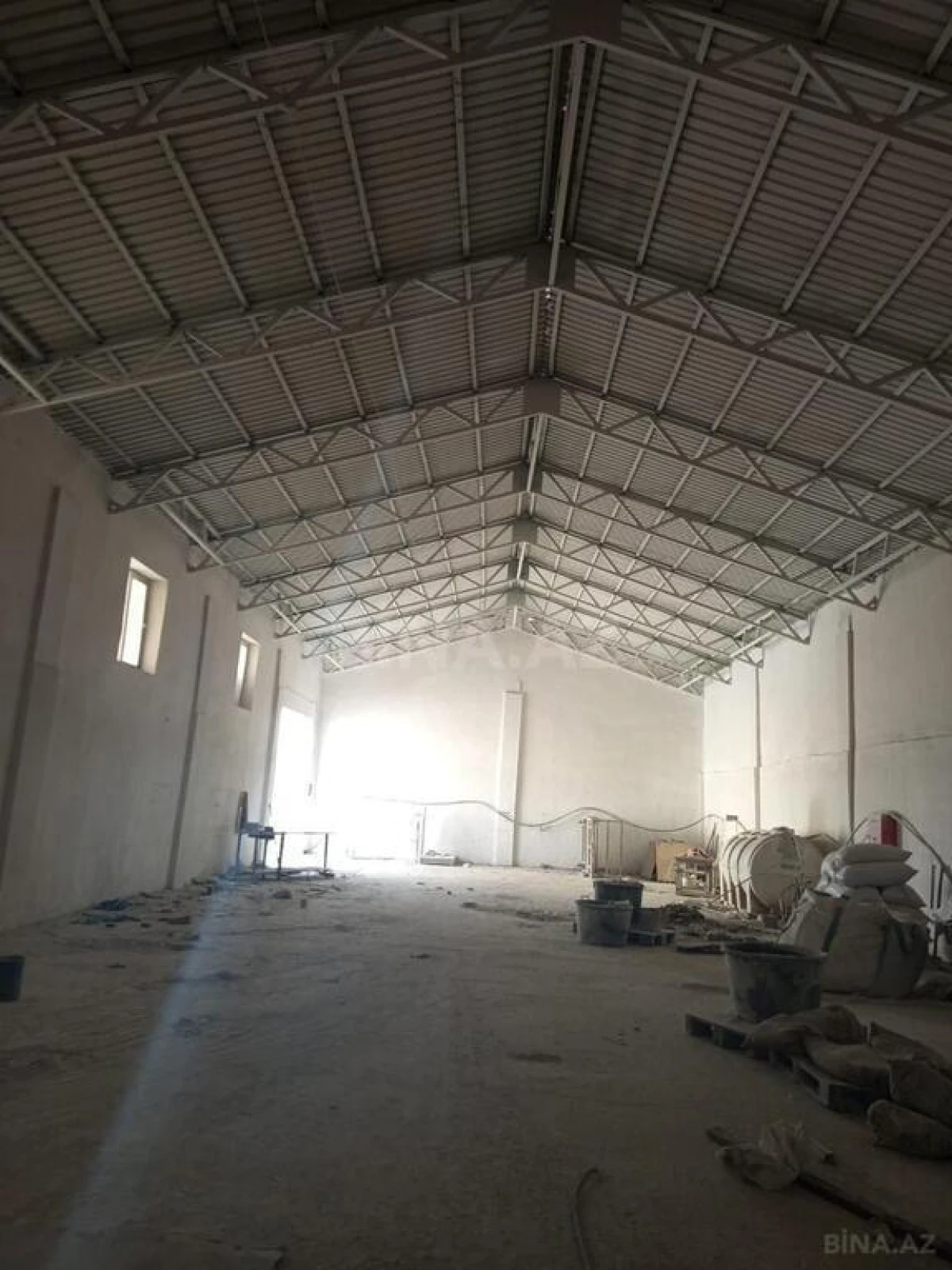 Kirayə verilir obyekt 400 m²