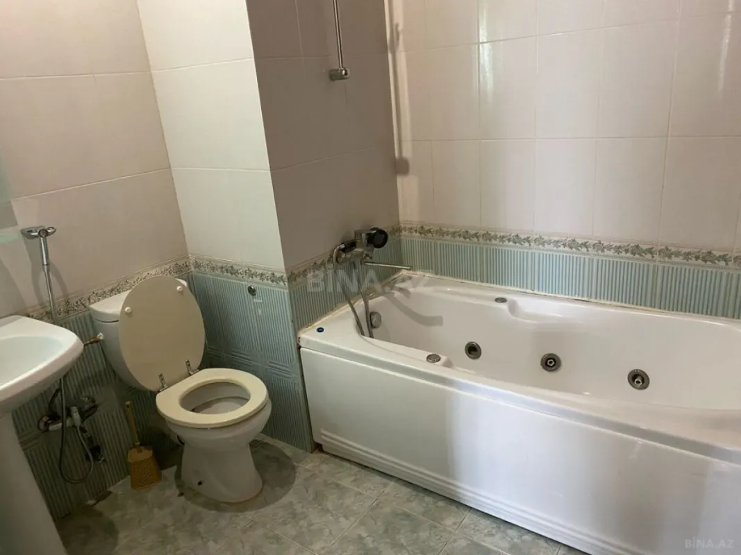 Kirayə verilir 7 otaqlı mənzil 350 m²