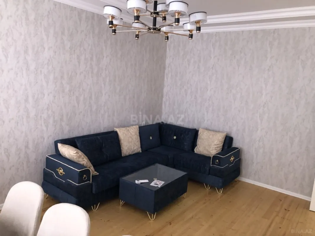 Satılır 4 otaqlı həyət evi 130 m²