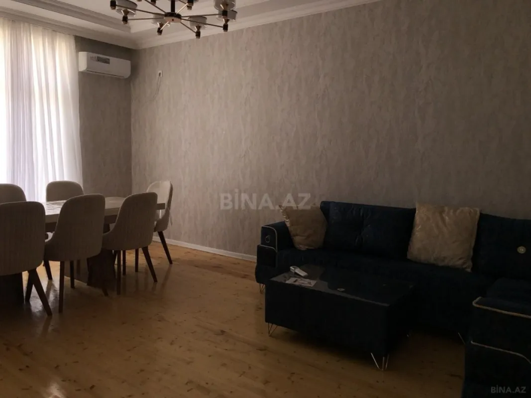Satılır 4 otaqlı həyət evi 130 m²