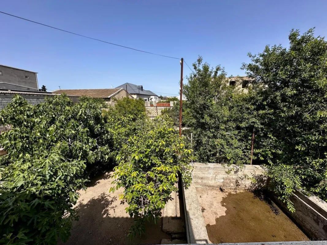 Satılır 3 otaqlı həyət evi 100 m²