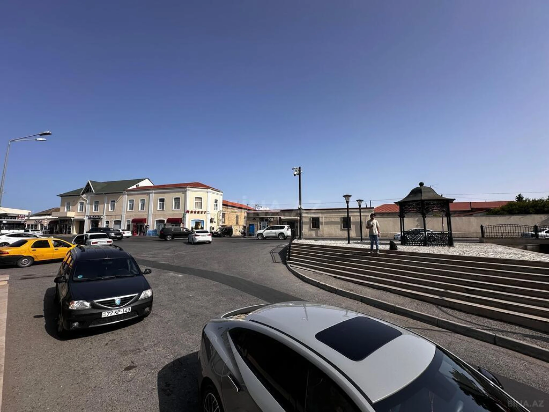 Satılır 3 otaqlı həyət evi 100 m²