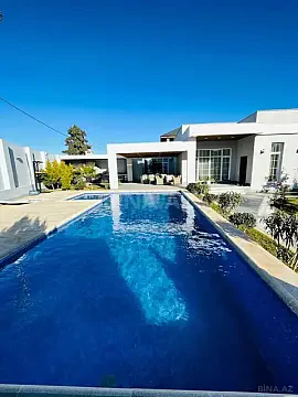Kirayə verilir 5 otaqlı həyət evi 220 m² — Bakı, Mərdəkan 5 otaq 220.00 m²
