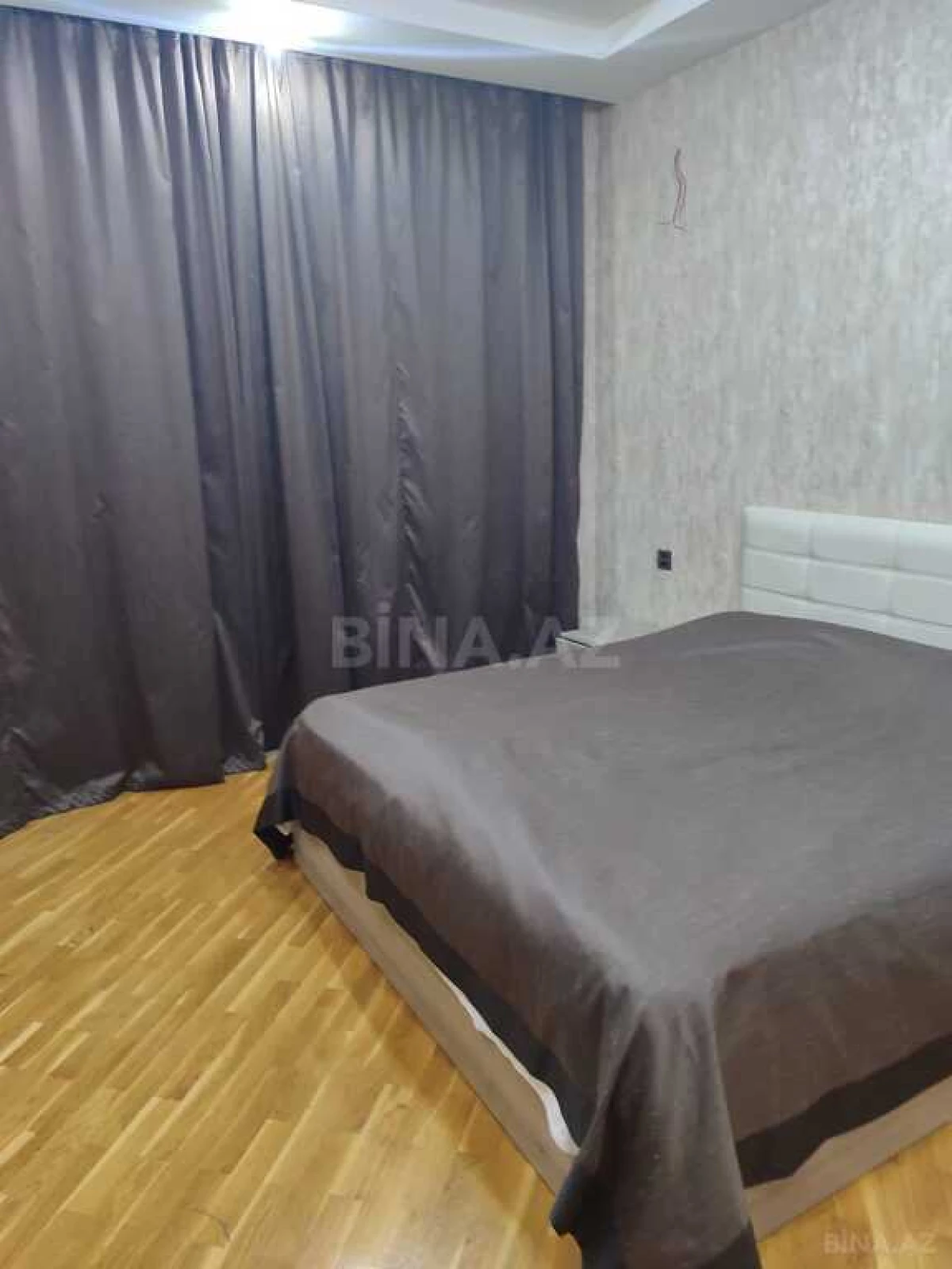 Satılır 4 otaqlı həyət evi 160 m²