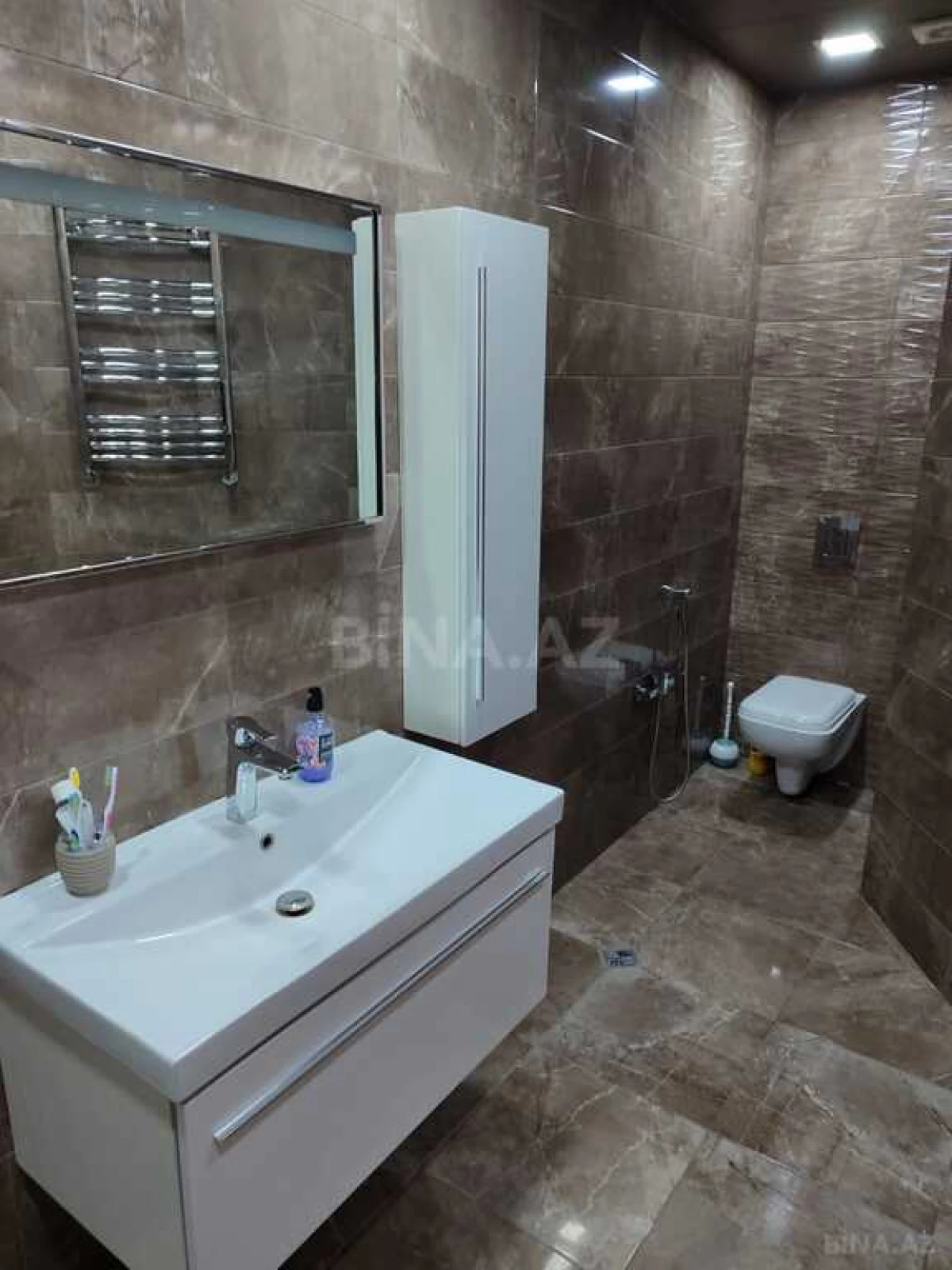 Satılır 4 otaqlı həyət evi 160 m²