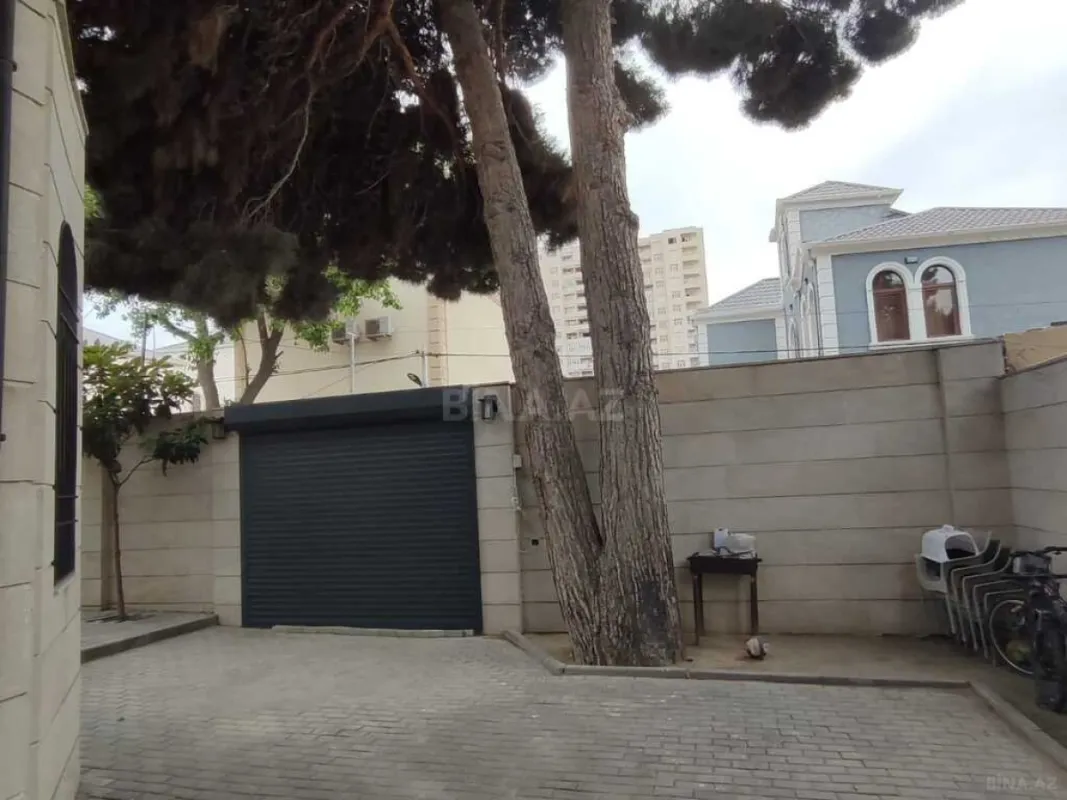 Satılır 4 otaqlı həyət evi 160 m²