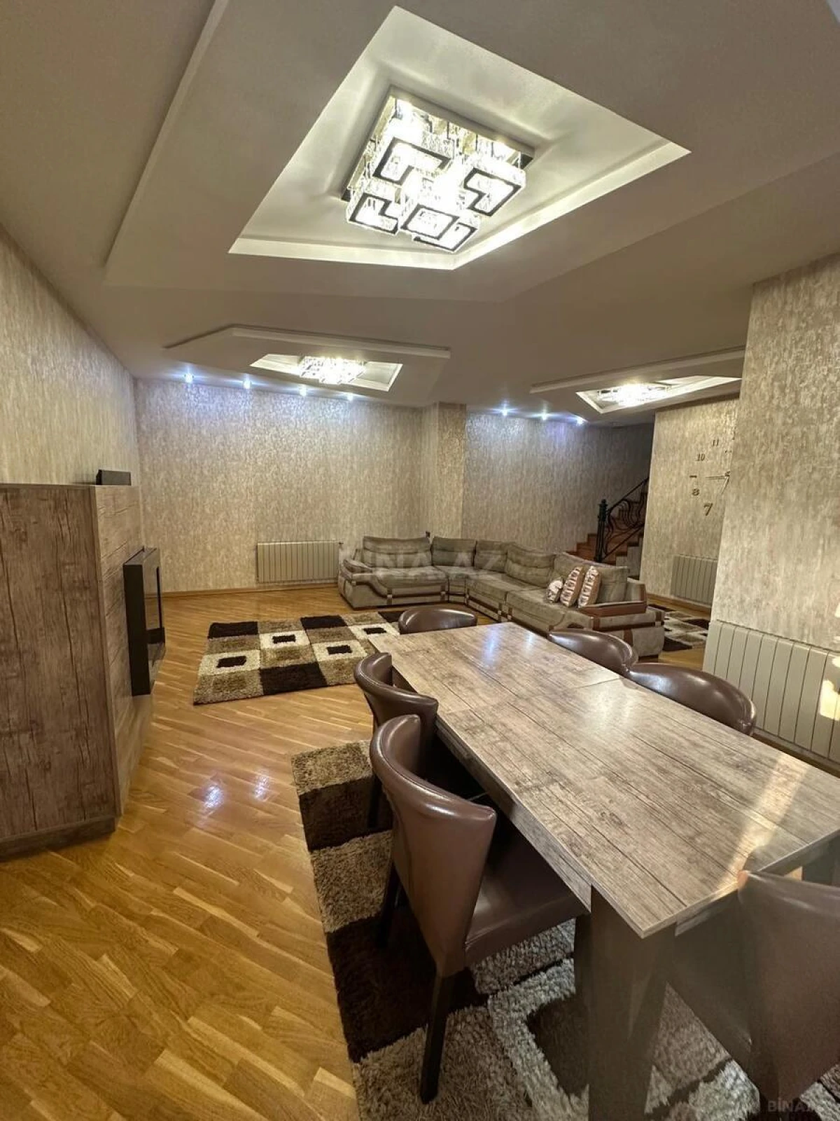 Satılır 4 otaqlı həyət evi 160 m²