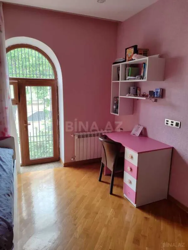 Satılır 4 otaqlı həyət evi 160 m²