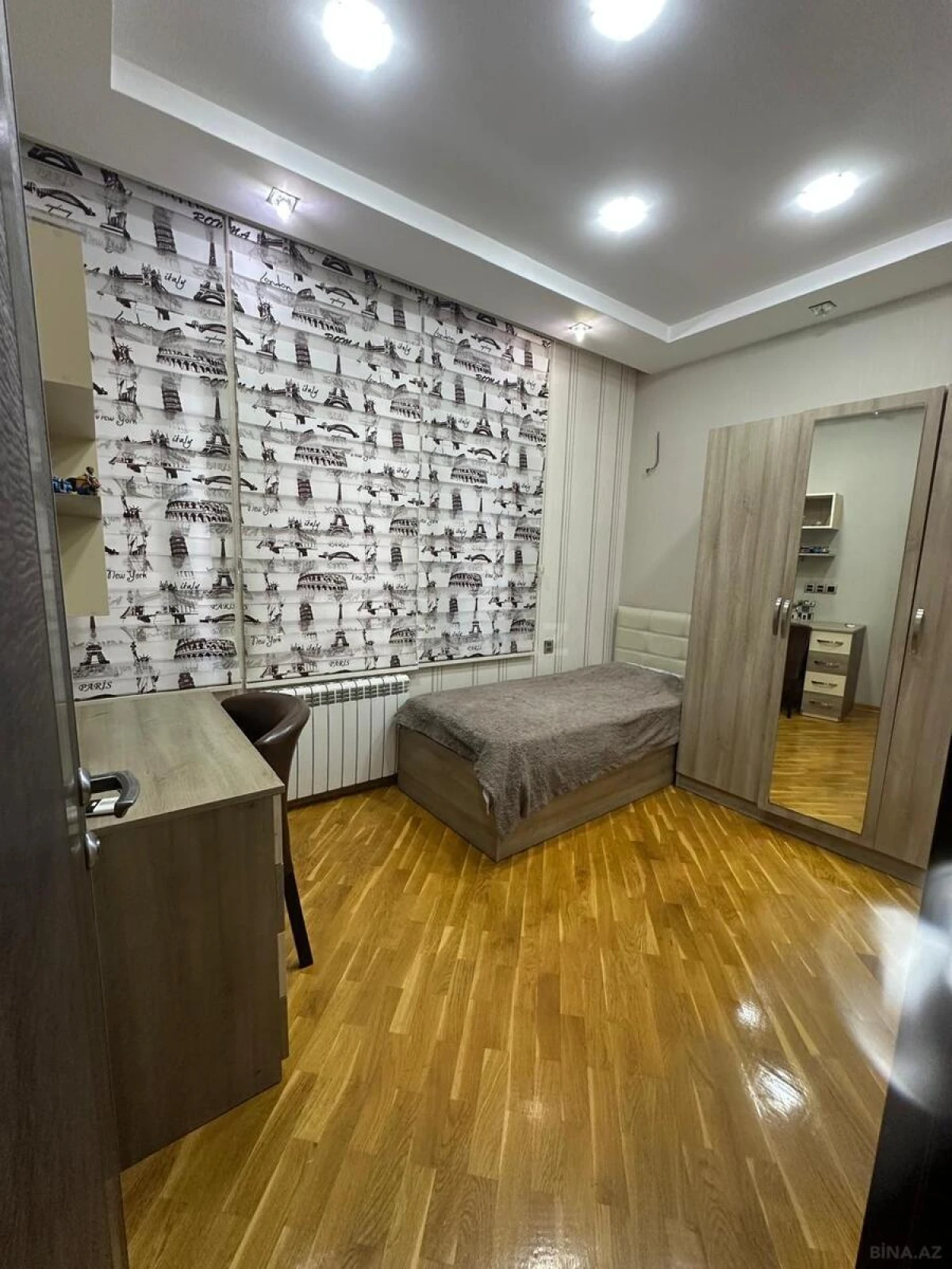 Satılır 4 otaqlı həyət evi 160 m²