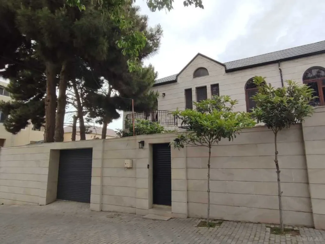 Satılır 4 otaqlı həyət evi 160 m²