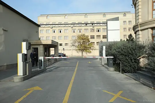 Kirayə verilir obyekt 900 m²