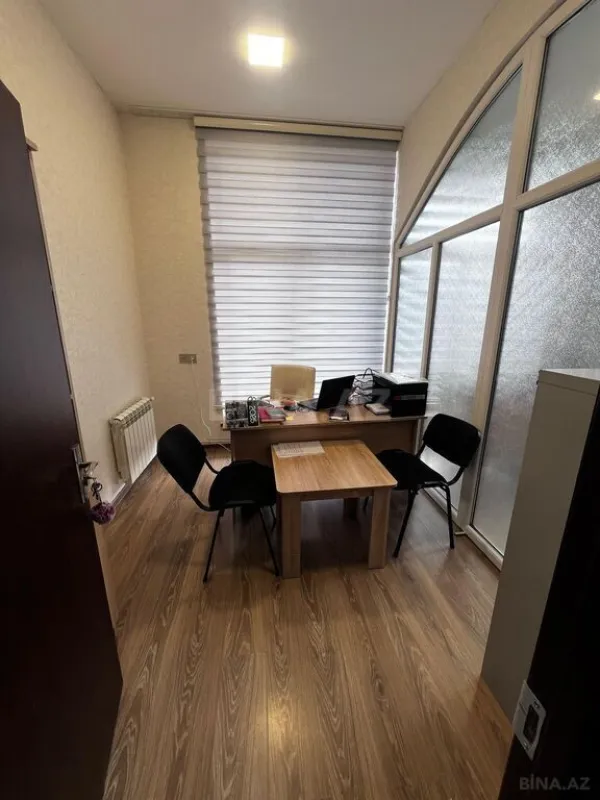 Kirayə verilir obyekt 1100 m²