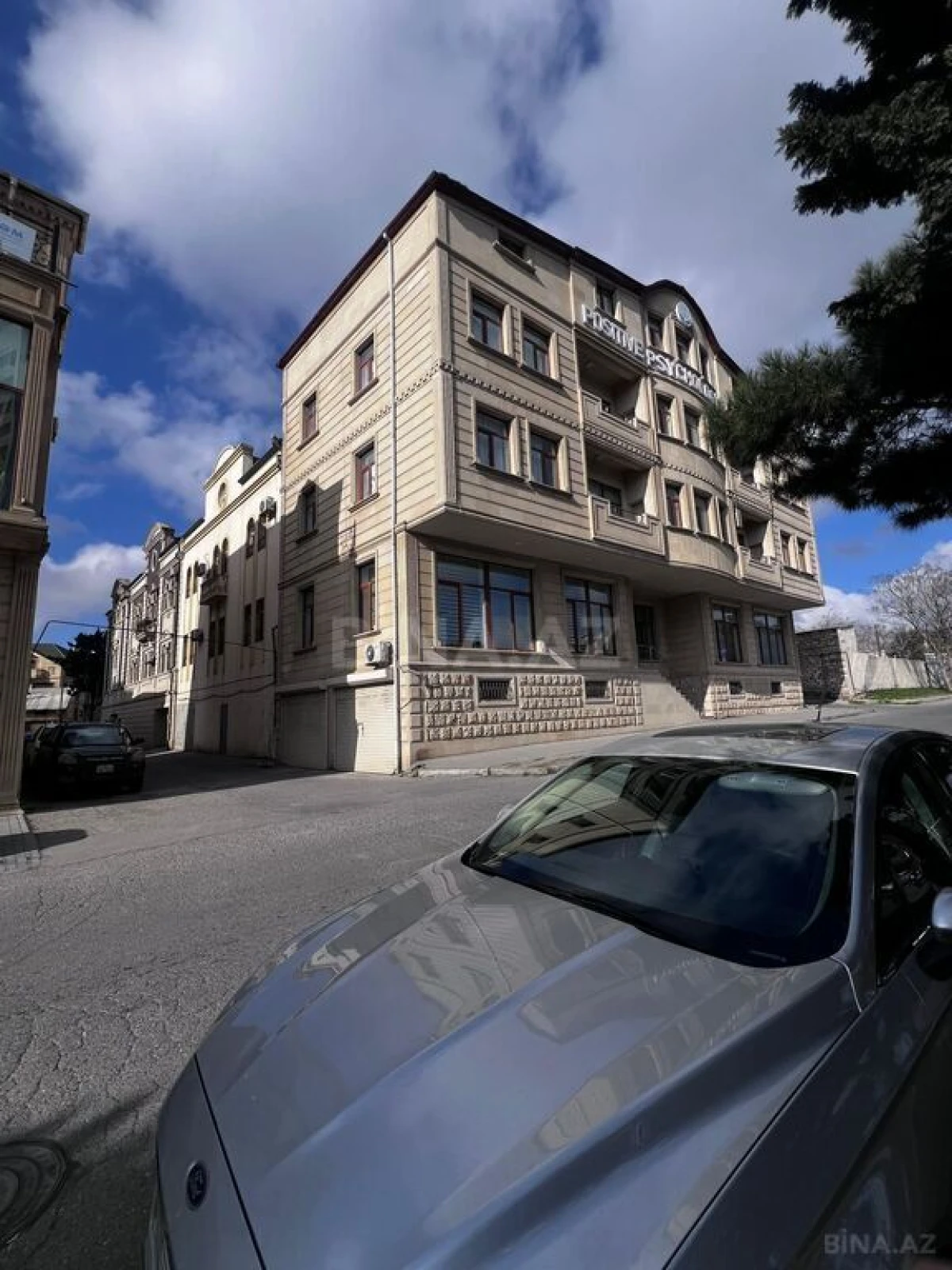 Kirayə verilir obyekt 1100 m²