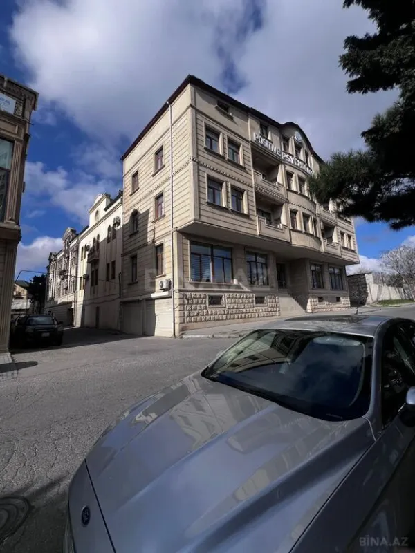 Kirayə verilir obyekt 1100 m²