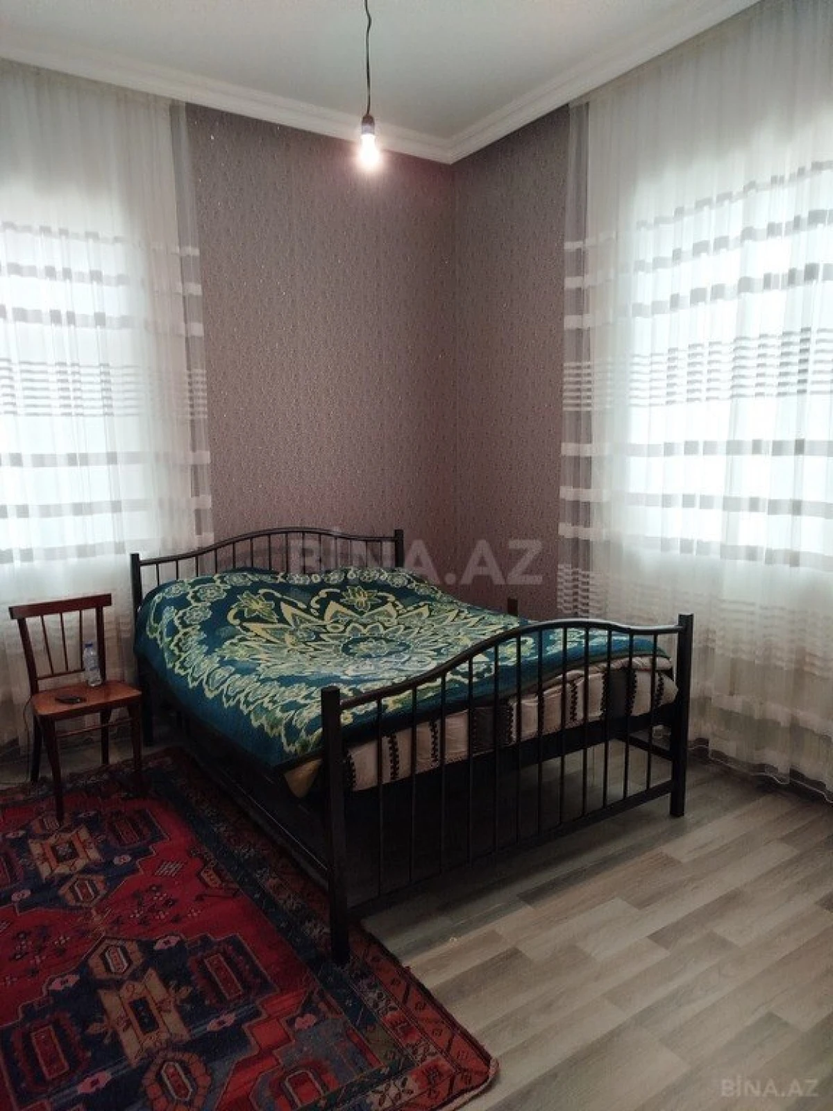 Satılır 6 otaqlı həyət evi 180 m²