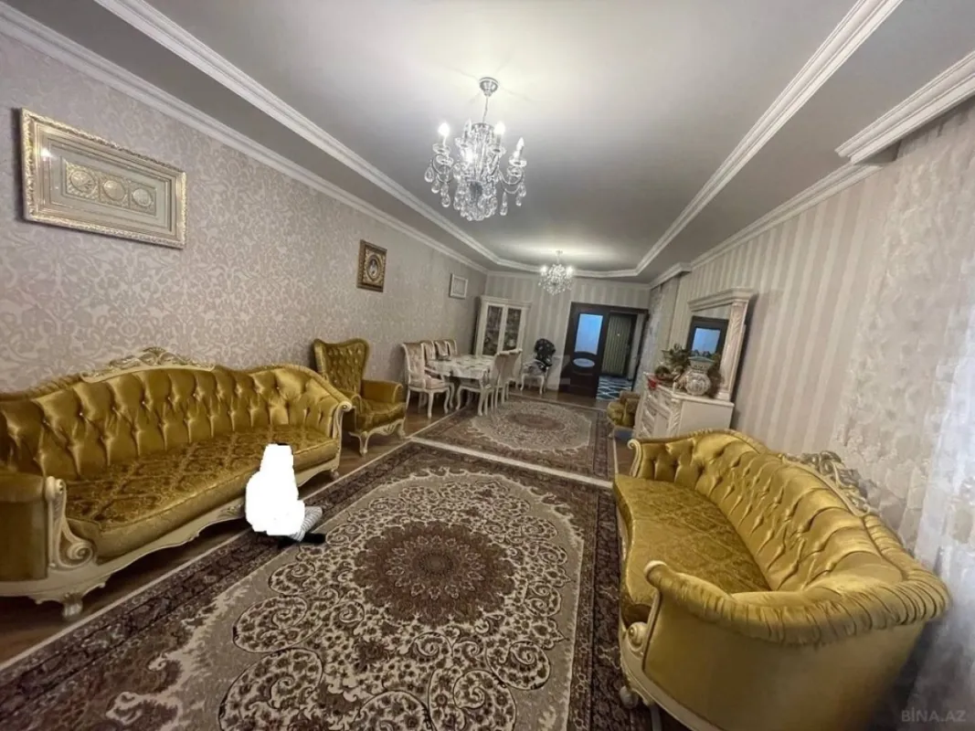 Satılır 5 otaqlı həyət evi 250 m²