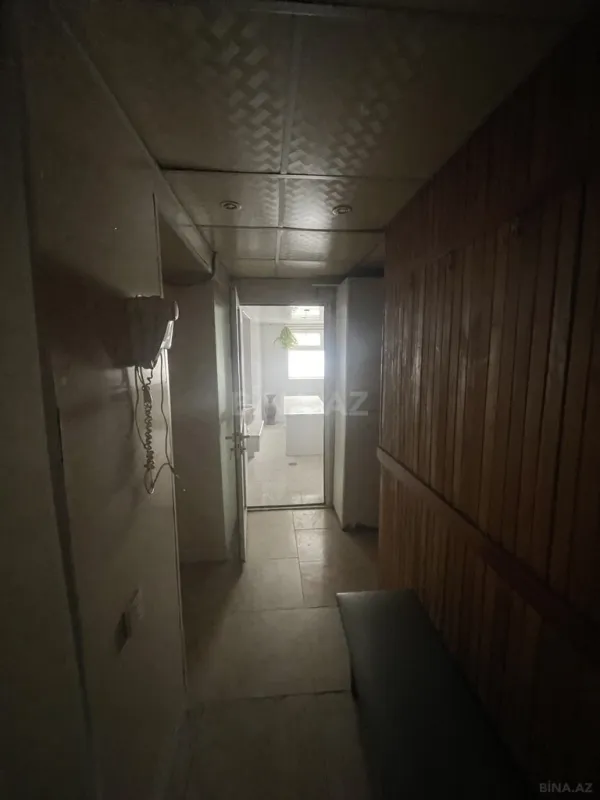 Satılır obyekt 300 m²