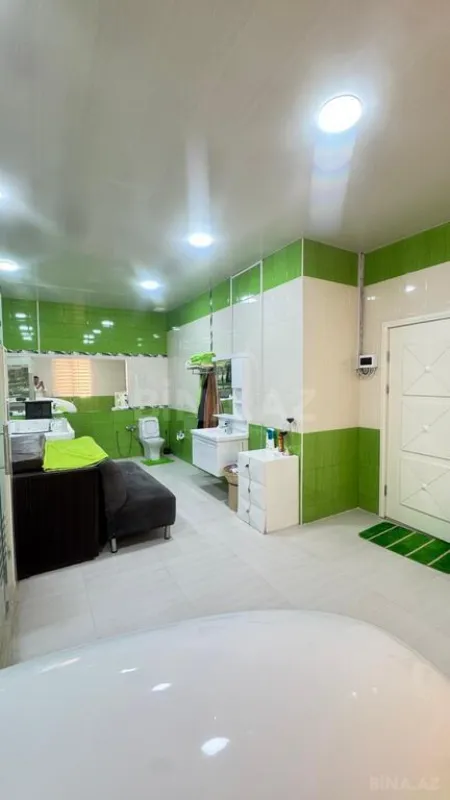 Satılır 6 otaqlı həyət evi 350 m²