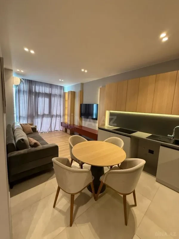 Kirayə verilir 2 otaqlı mənzil 76 m²