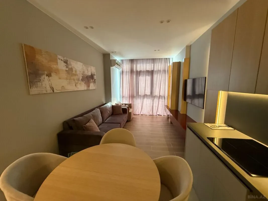 Kirayə verilir 2 otaqlı mənzil 76 m²