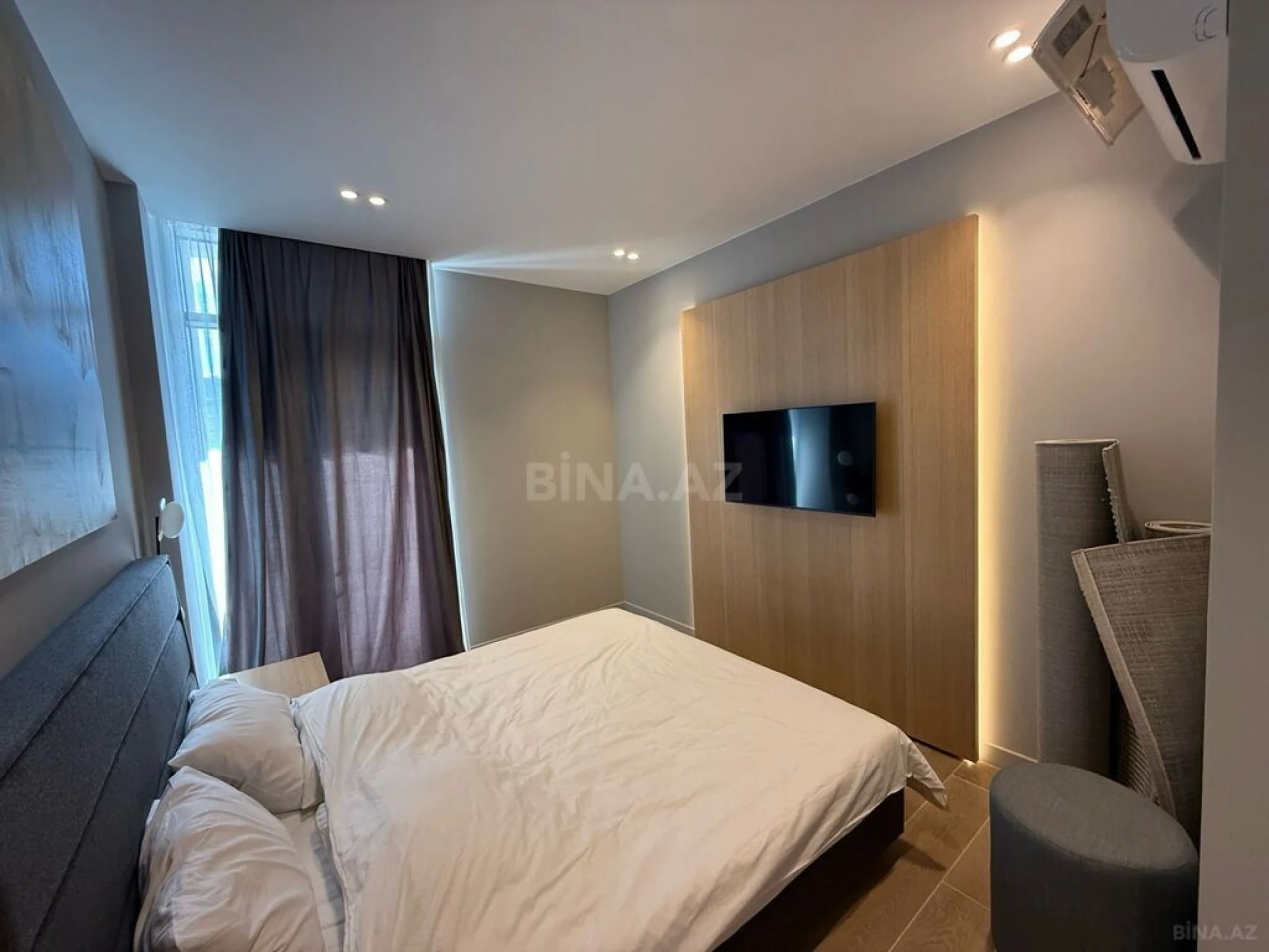 Kirayə verilir 2 otaqlı mənzil 76 m²