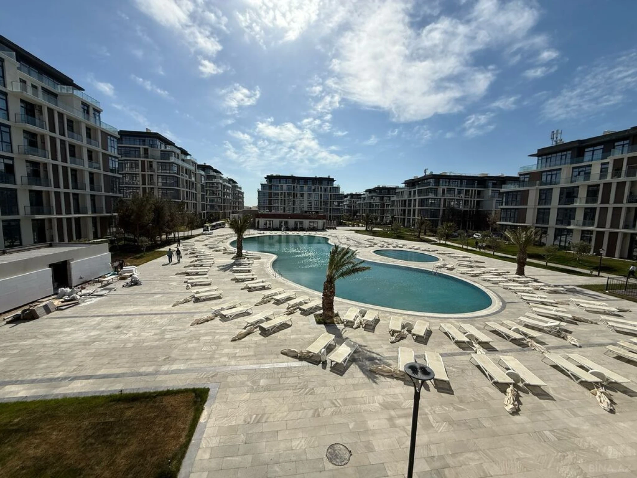 Kirayə verilir 2 otaqlı mənzil 76 m²