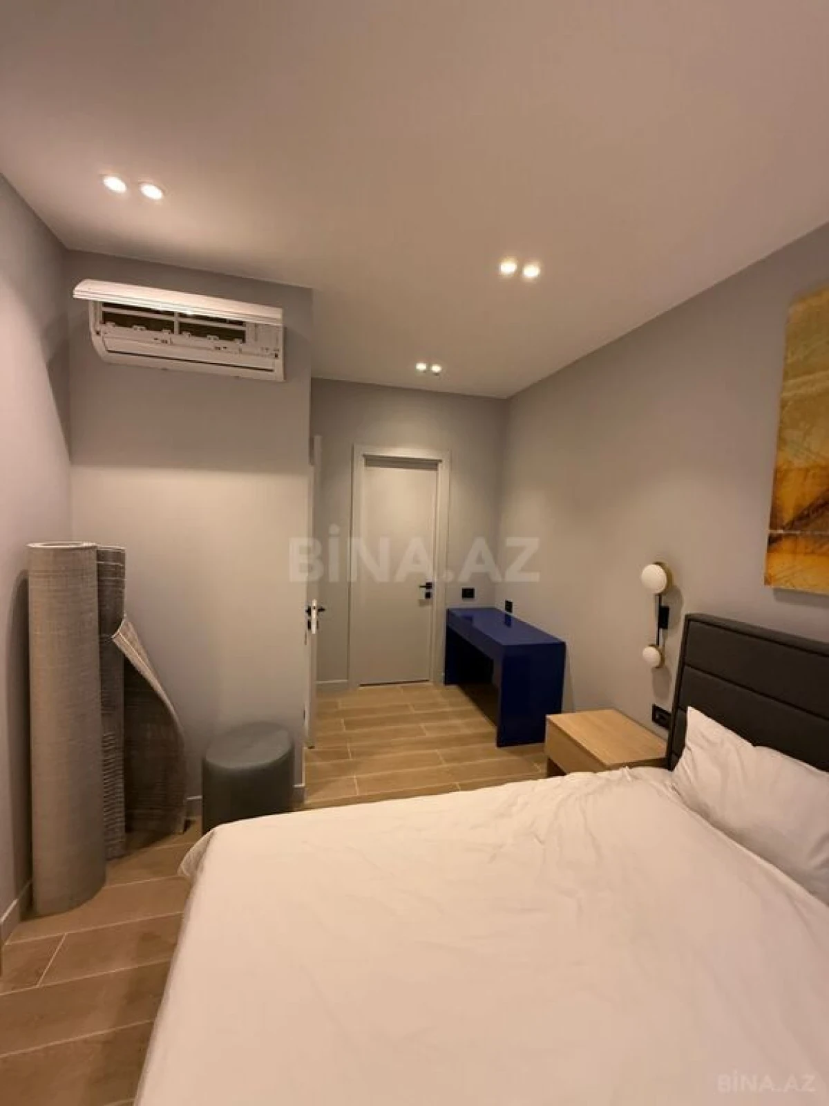 Kirayə verilir 2 otaqlı mənzil 76 m²