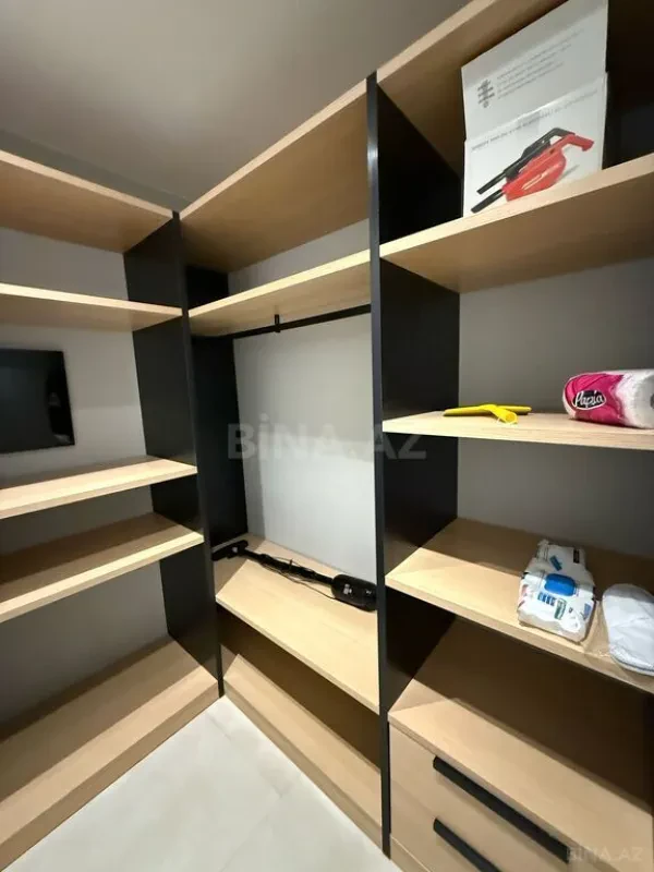 Kirayə verilir 2 otaqlı mənzil 76 m²