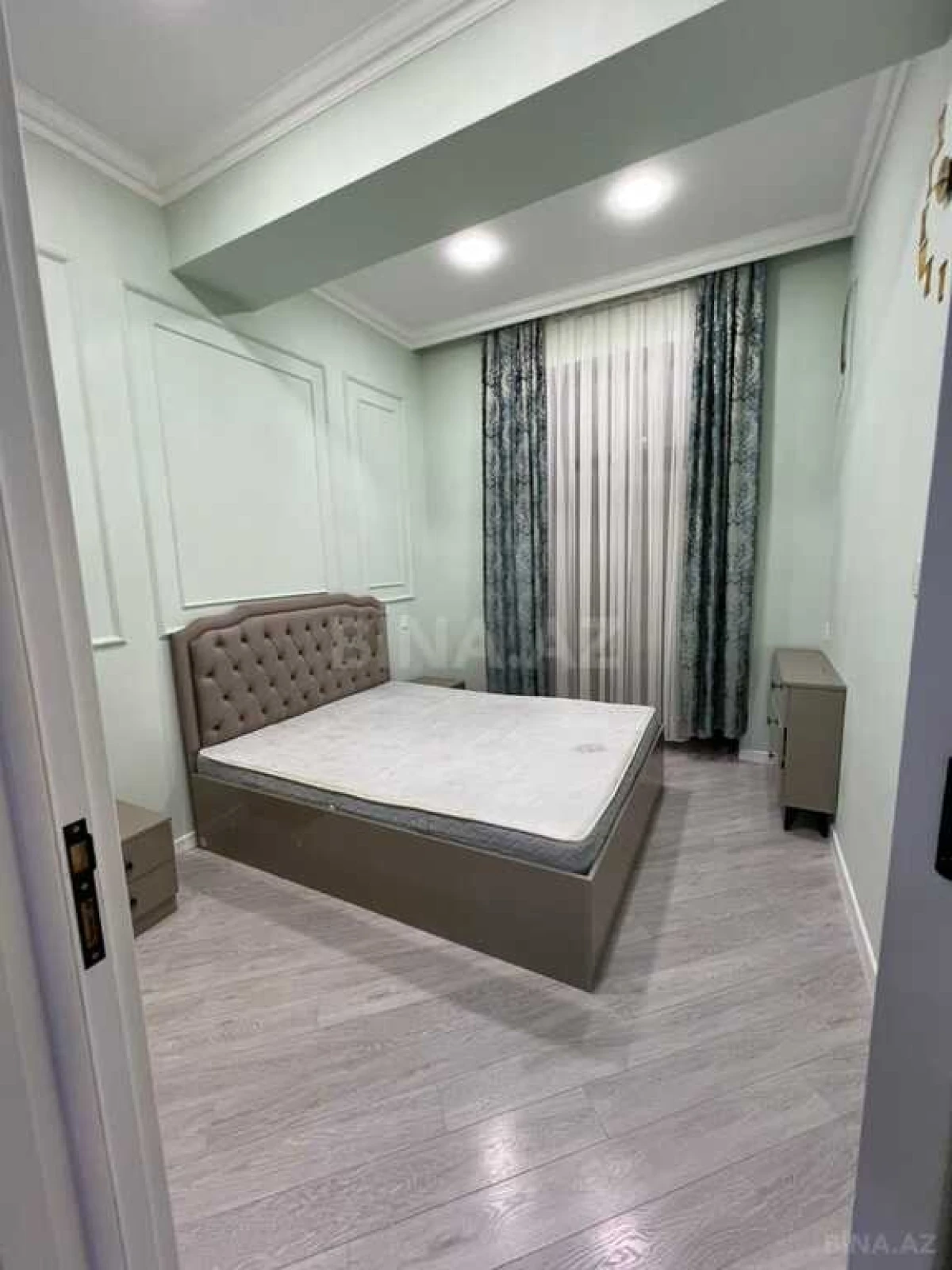 Kirayə verilir 2 otaqlı mənzil 65 m²