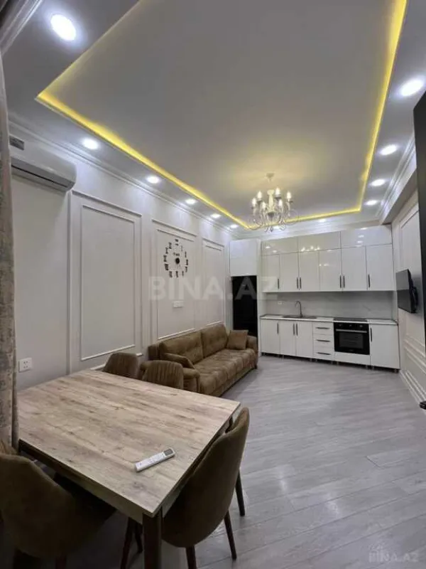 Kirayə verilir 2 otaqlı mənzil 65 m²