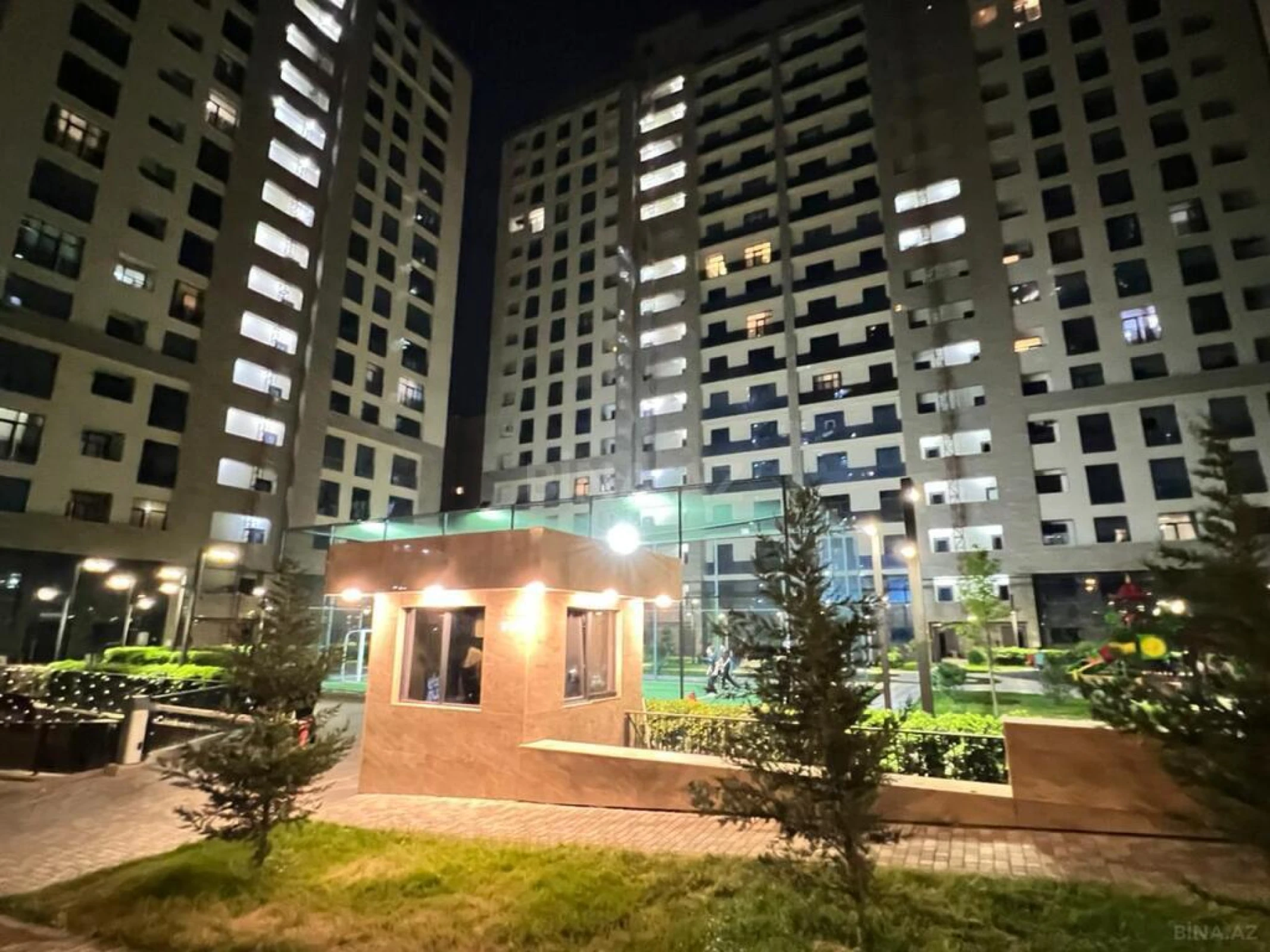 Kirayə verilir 2 otaqlı mənzil 65 m²