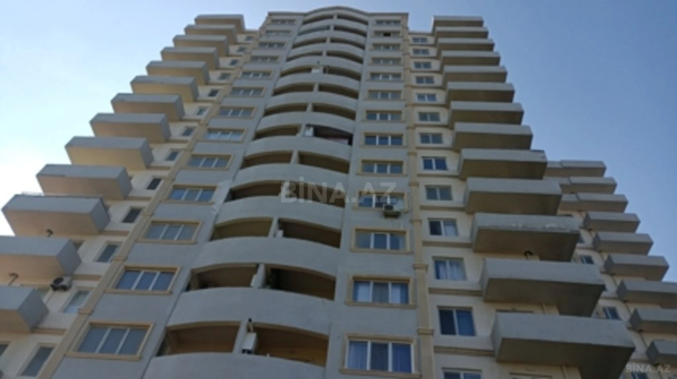 Satılır 2 otaqlı mənzil 120 m²