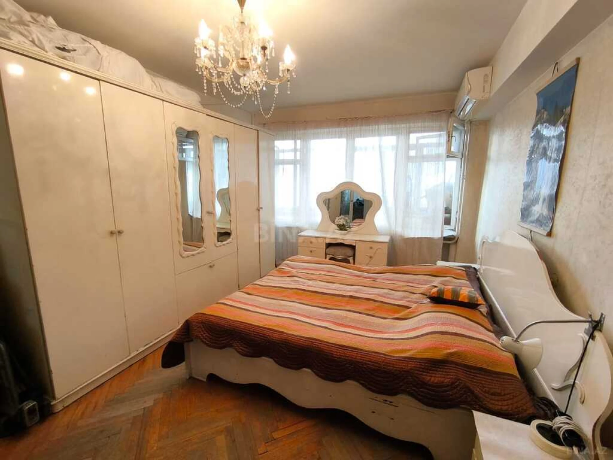 Satılır 3 otaqlı mənzil 90 m²