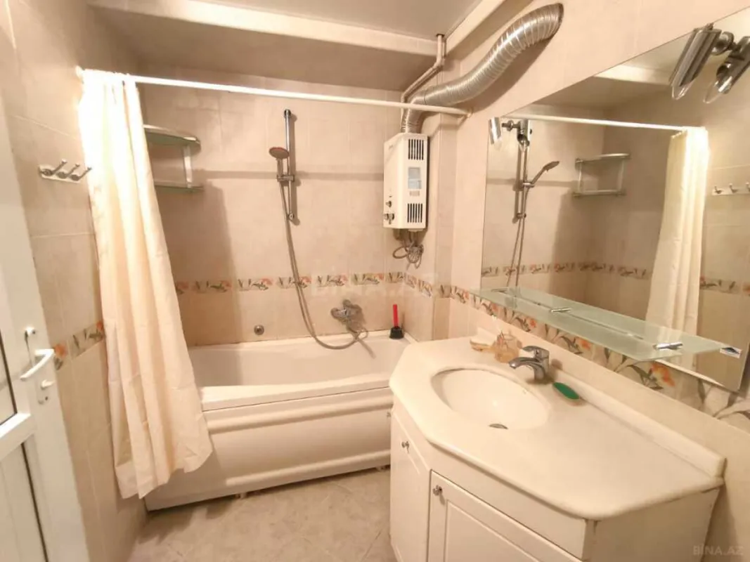 Satılır 3 otaqlı mənzil 90 m²