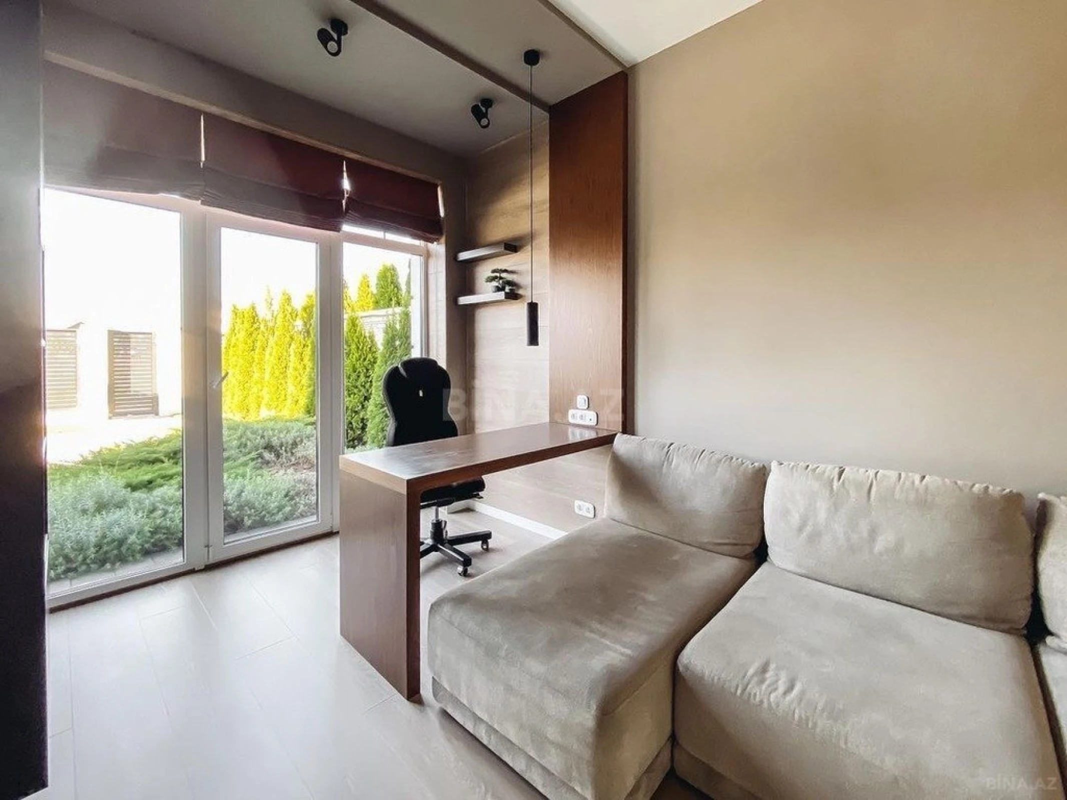 Kirayə verilir 5 otaqlı həyət evi 400 m²