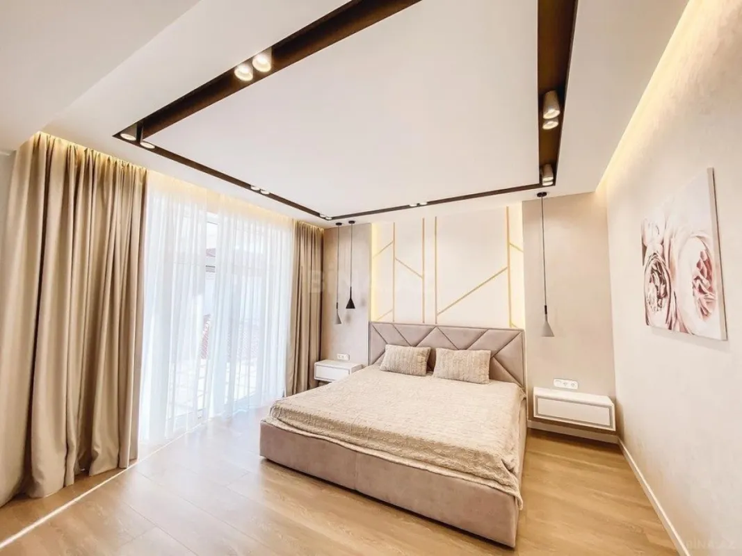 Kirayə verilir 5 otaqlı həyət evi 400 m²