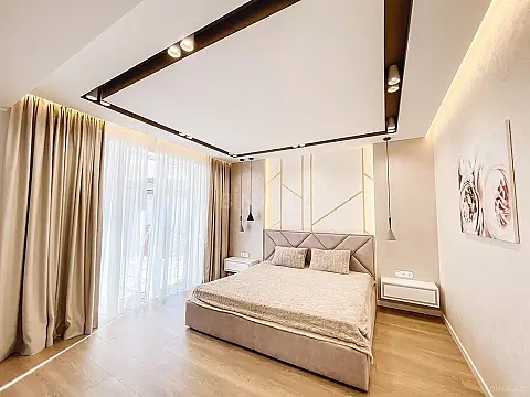 Kirayə verilir 5 otaqlı həyət evi 400 m²