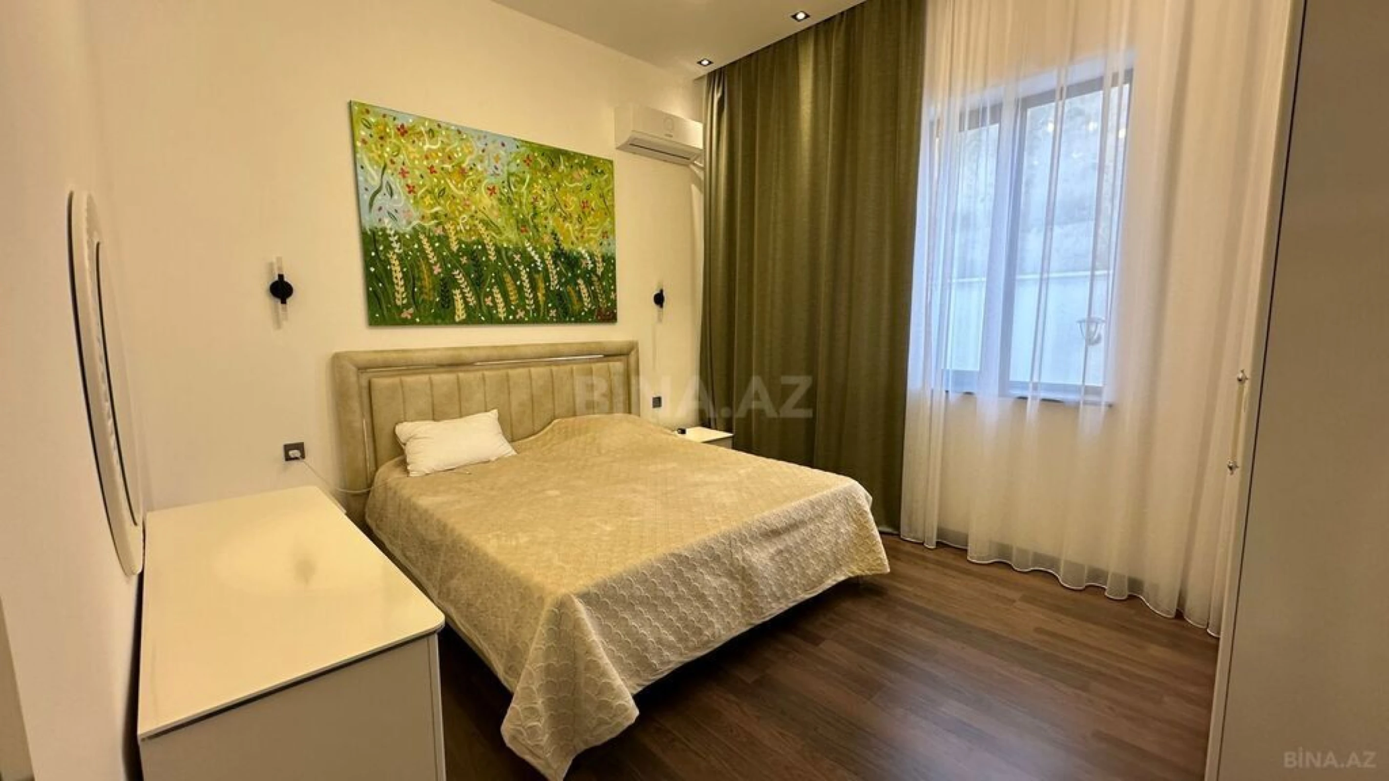Kirayə verilir 4 otaqlı həyət evi 240 m²