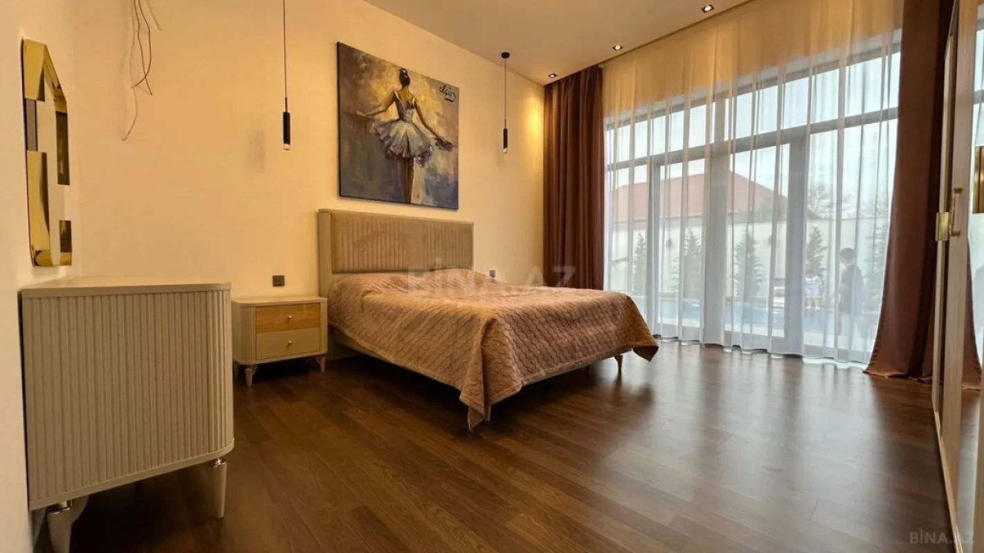 Kirayə verilir 4 otaqlı həyət evi 240 m²