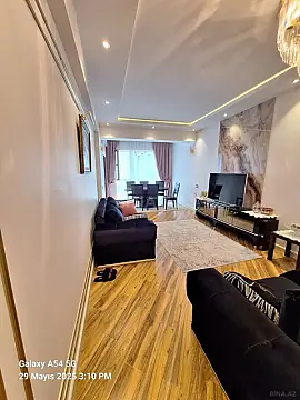 Satılır 3 otaqlı mənzil 141 m²