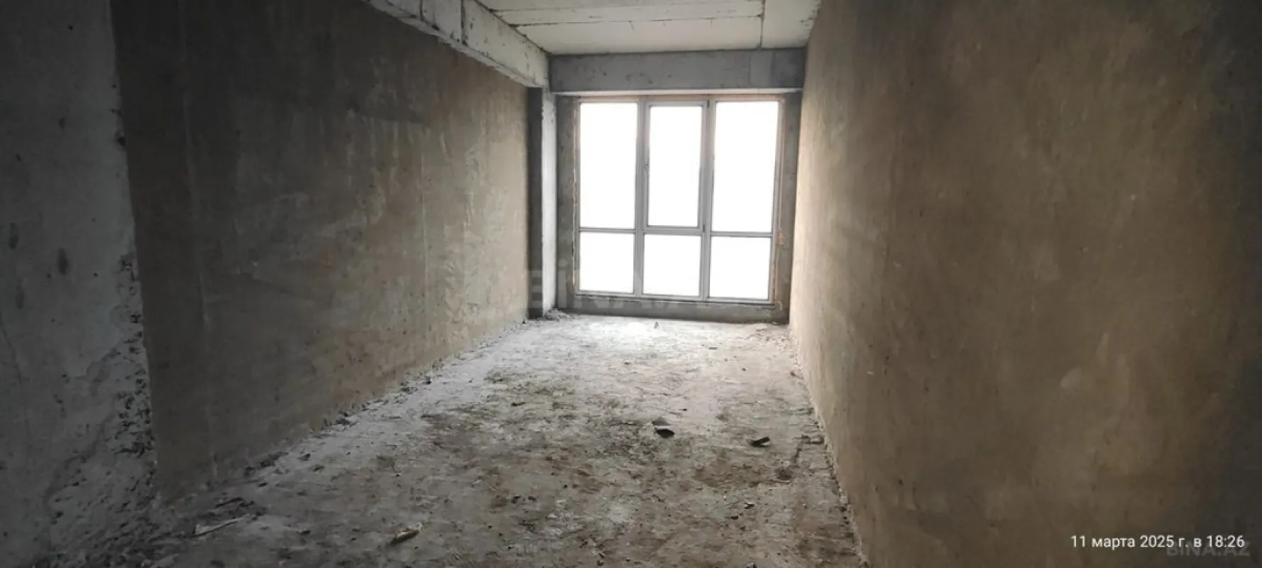 Satılır 4 otaqlı mənzil 158 m²