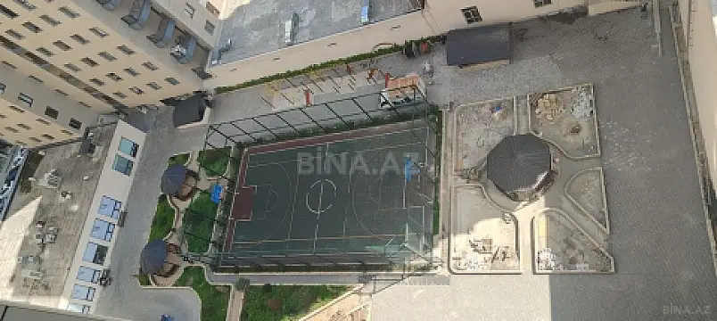 Satılır 4 otaqlı mənzil 158 m²